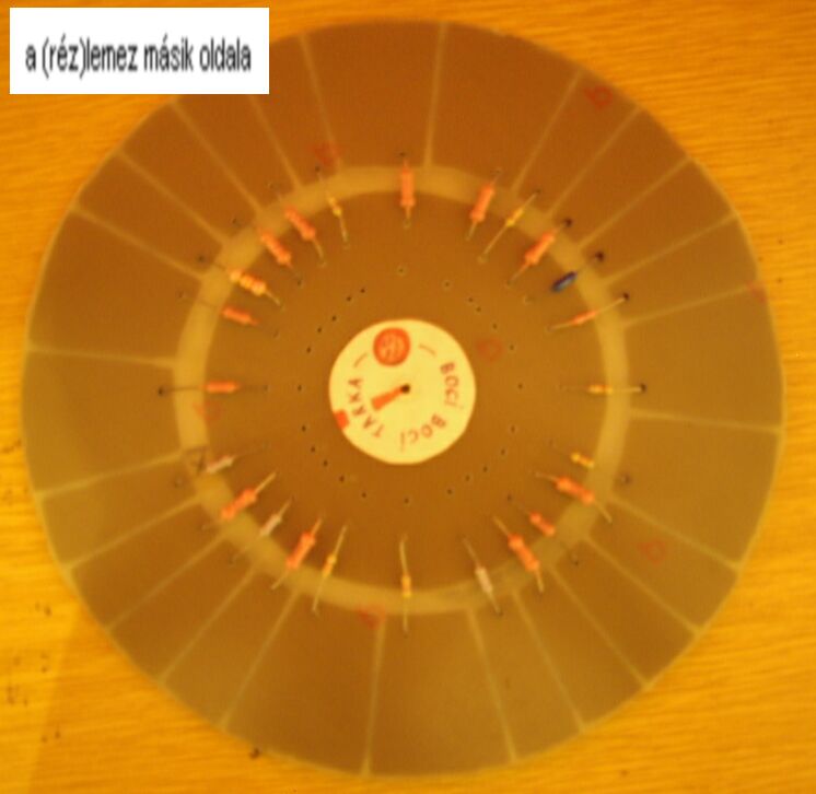 (réz)lemezjátszó (gyerekkori alkotásom)